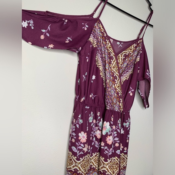 Floral Romper Off the Shoulder - Picture 3 of 4